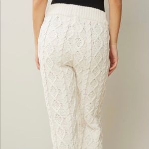Forever 2 Cable Knit Ankle Pants 